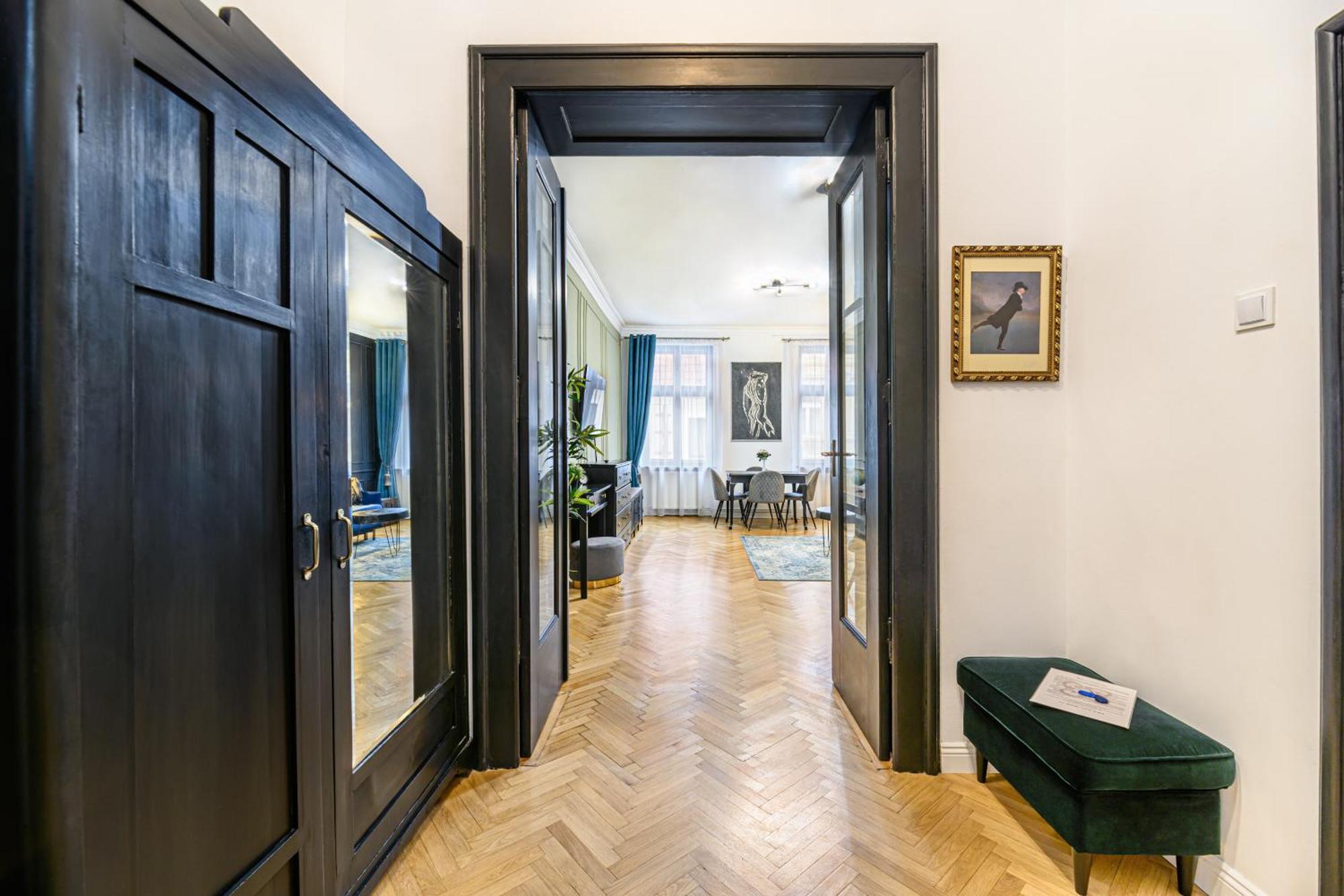 Colins Place Brașov Exterior foto